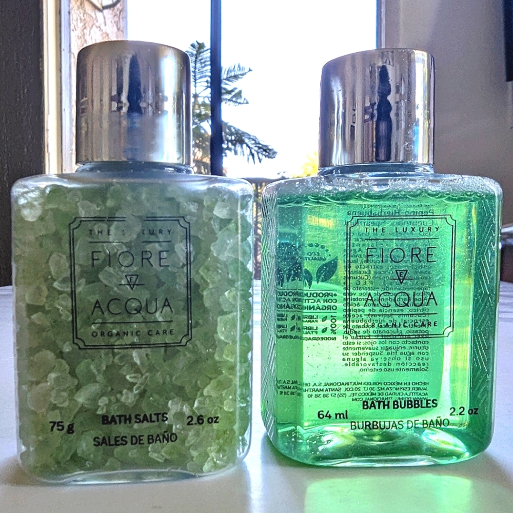 The Luxury Fiore Acqua Bath Salts Organic Care Bath Salts & Bath Bubbles LOT 2